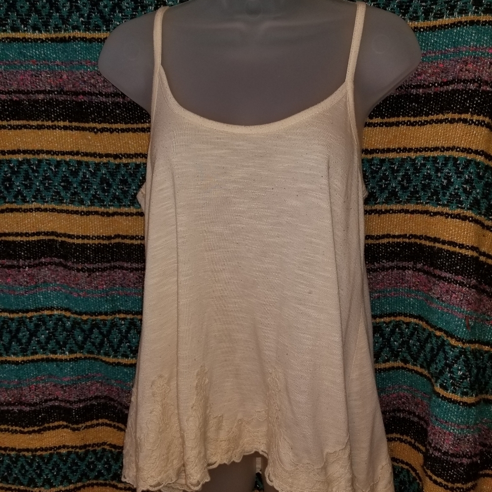 White/Tan Summer Tank Top with Lace on Bottom